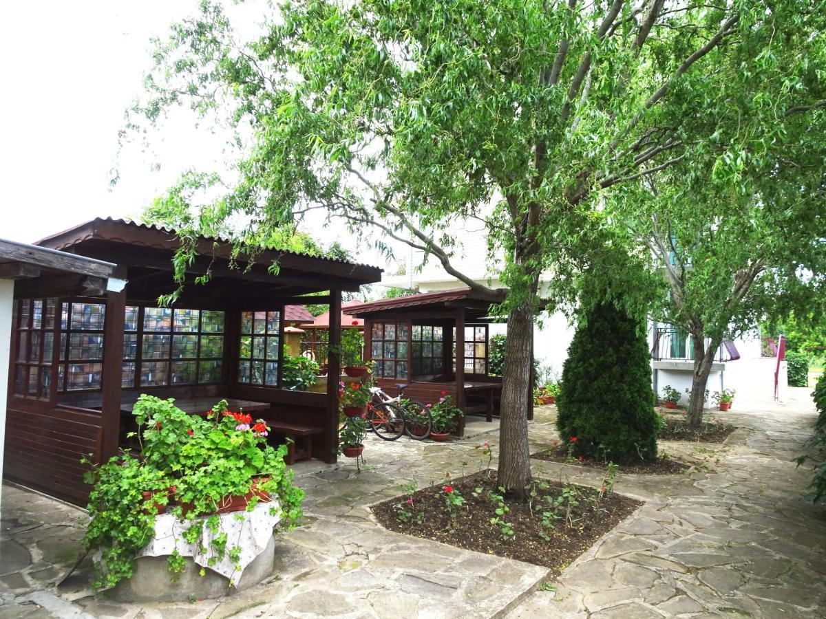 Hotel Niko Kranevo Kültér fotó