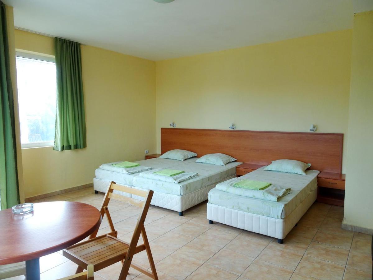 Hotel Niko Kranevo Kültér fotó